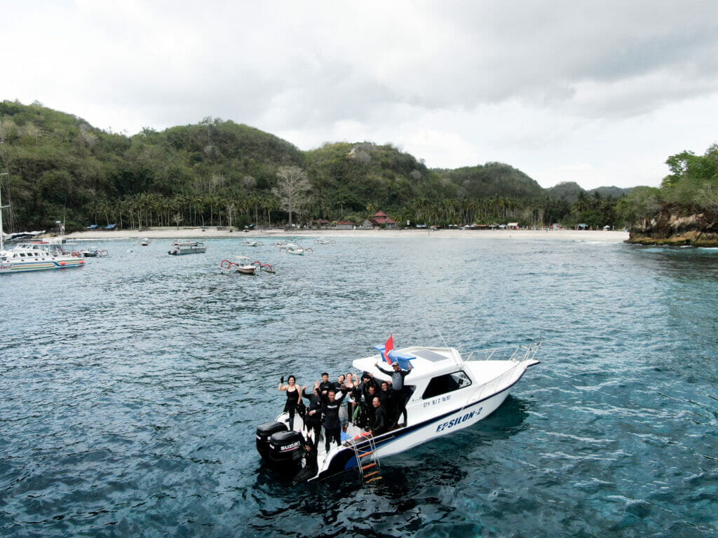 Trip for Overcome Seasickness on Your Diving